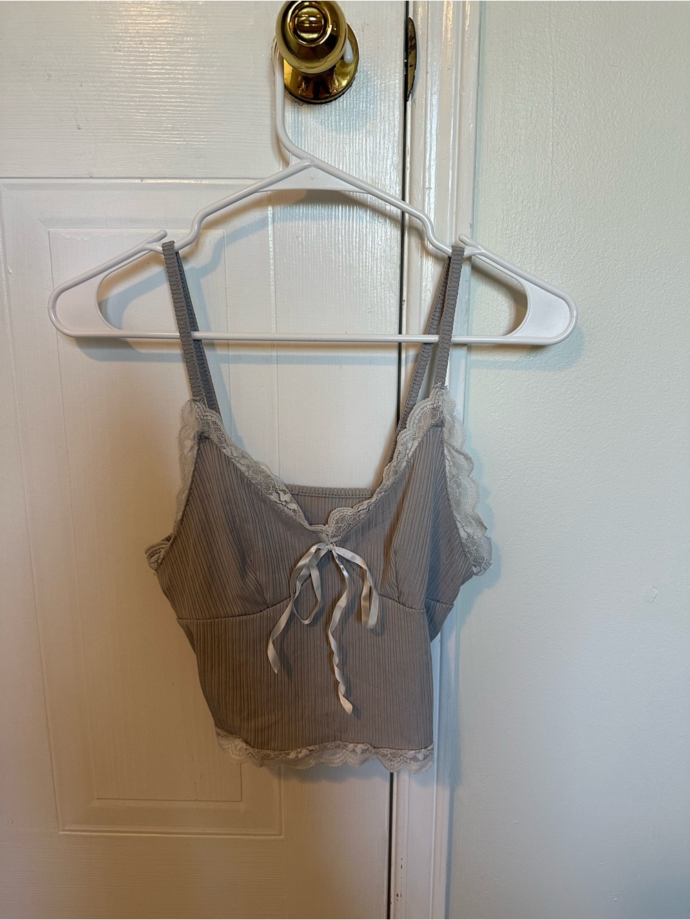 Grey tank top